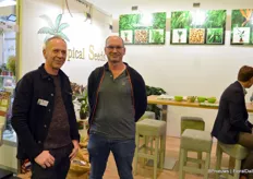 Anton Spruit with Tropcal Plants and Frans de Kroon with Frisian Seeds paying him a visit.
